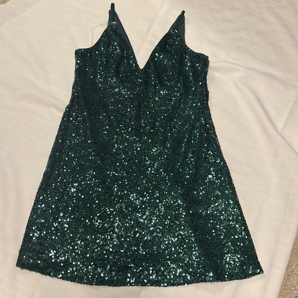 Green sequined dress. Like new, juniors size large.
